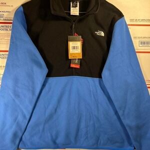 NWT The North Face Denali fleece pullover